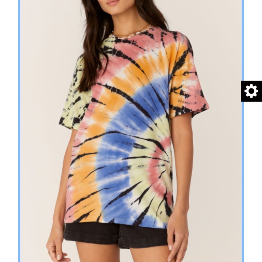 NWT Daydreamer Dreamscape Tie Dye Weekend Tee